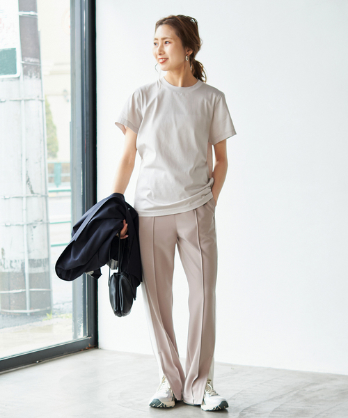 Spick & Span（スピックアンドスパン）の「《追加》ファインコットンTシャツ（Tシャツ/カットソー・レディース・ブラック/ライトグレー/ホワイト/ブラウン・FREE）」の7枚目の写真