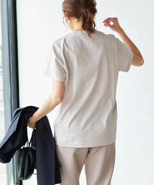 Spick & Span（スピックアンドスパン）の「《追加》ファインコットンTシャツ（Tシャツ/カットソー・レディース・ブラック/ライトグレー/ホワイト/ブラウン・FREE）」の18枚目の写真