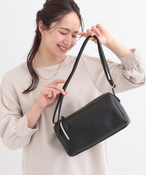 SHOO・LA・RUE（シューラルー）の「ダブルジップショルダーバッグ（ショルダーバッグ・レディース・ナチュラル/ライトグリーン/ブラック・00）」の4枚目の写真