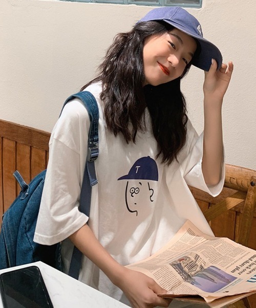 LETee(レティー)の「CAPボーイプリントティーシャツ(Tシャツ/カットソー・レディース・ブラック/ホワイト・FREE)」の5枚目の写真