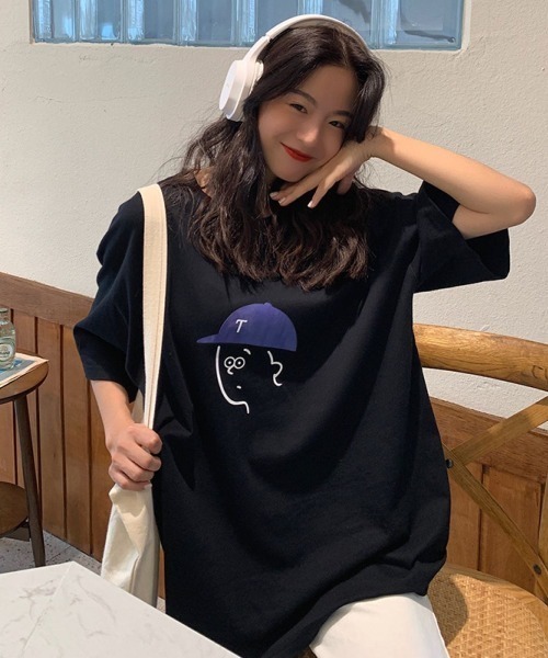 LETee(レティー)の「CAPボーイプリントティーシャツ(Tシャツ/カットソー・レディース・ブラック/ホワイト・FREE)」の6枚目の写真