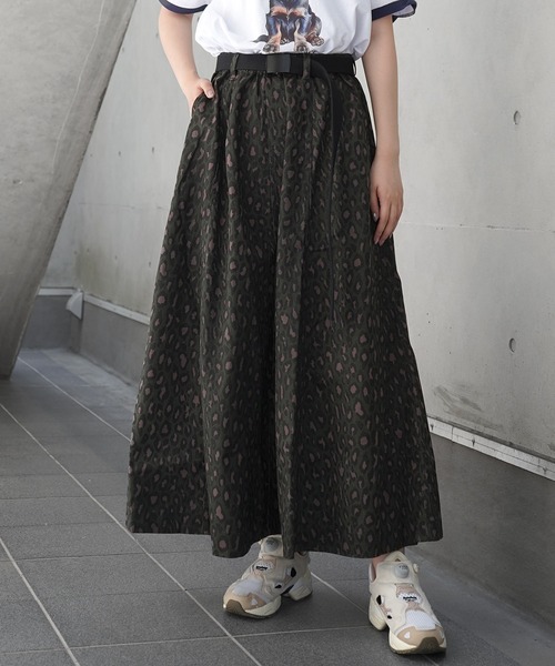 38 ARCHIVIO ライトグリーン　異素材切替スカート wx-el-173-01.jpg