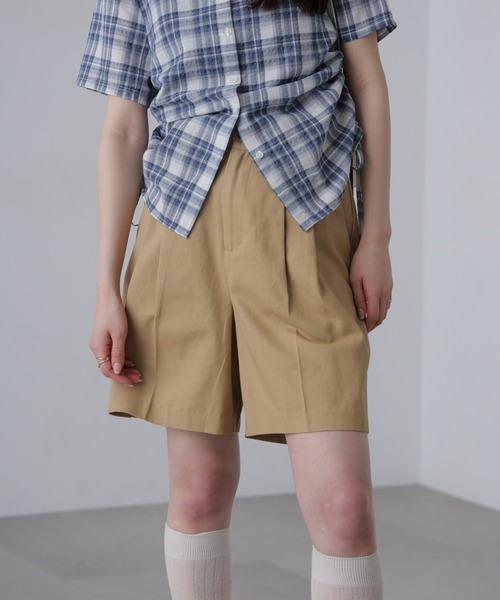 FREE'S MART（フリーズマート）の「◆チノショートパンツ（チノパンツ・レディース・ベージュ/ネイビー・SMALL/MEDIUM）」の2枚目の写真