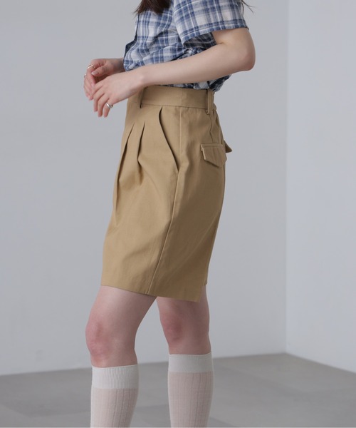 FREE'S MART（フリーズマート）の「◆チノショートパンツ（チノパンツ・レディース・ベージュ/ネイビー・SMALL/MEDIUM）」の9枚目の写真