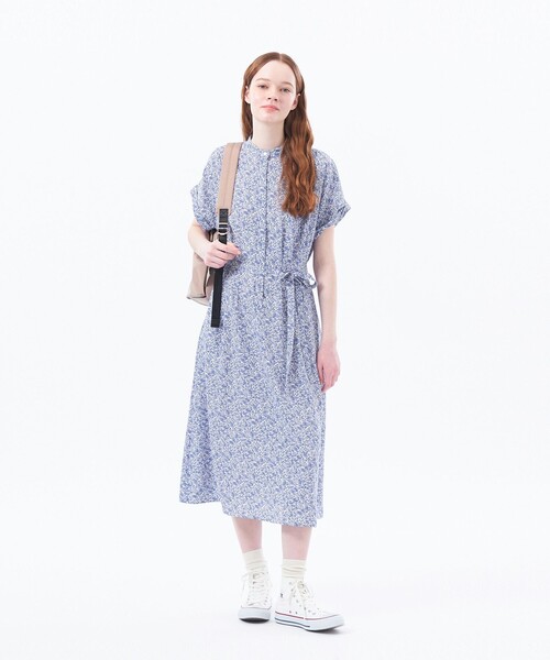 MACKINTOSH PHILOSOPHY(マッキントッシュ フィロソフィー)の「バイカラーフラワーワンピース(ワンピース・レディース・ブラック/ブルー・36/38)」の4枚目の写真