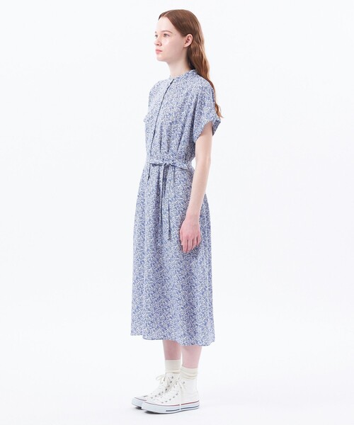 MACKINTOSH PHILOSOPHY(マッキントッシュ フィロソフィー)の「バイカラーフラワーワンピース(ワンピース・レディース・ブラック/ブルー・36/38)」の7枚目の写真