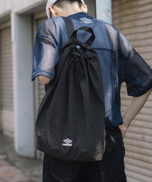 UMBRO(アンブロ)の「UMBRO/アンブロ SP Packable Bag /別注 パッカブル バッグ/チェック(バックパック/リュック・メンズ・ブラック/ベージュ・ONE SIZE)」の2枚目の写真