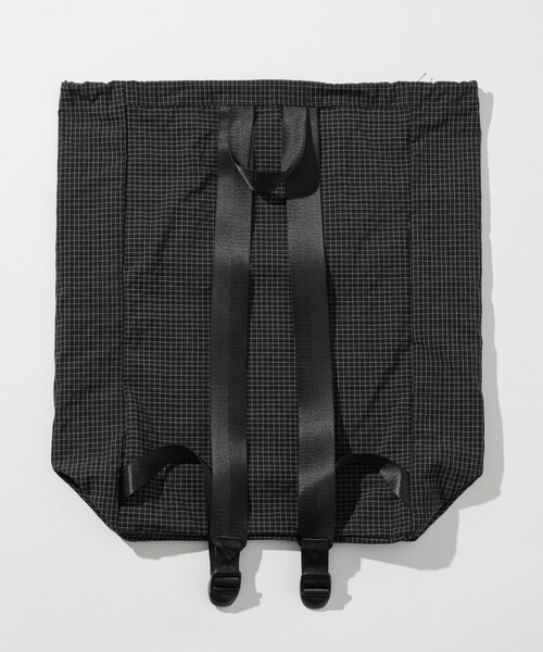 UMBRO(アンブロ)の「UMBRO/アンブロ SP Packable Bag /別注 パッカブル バッグ/チェック(バックパック/リュック・メンズ・ブラック/ベージュ・ONE SIZE)」の9枚目の写真