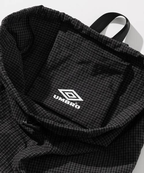 UMBRO(アンブロ)の「UMBRO/アンブロ SP Packable Bag /別注 パッカブル バッグ/チェック(バックパック/リュック・メンズ・ブラック/ベージュ・ONE SIZE)」の11枚目の写真