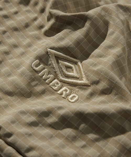 UMBRO(アンブロ)の「UMBRO/アンブロ SP Packable Bag /別注 パッカブル バッグ/チェック(バックパック/リュック・メンズ・ブラック/ベージュ・ONE SIZE)」の15枚目の写真