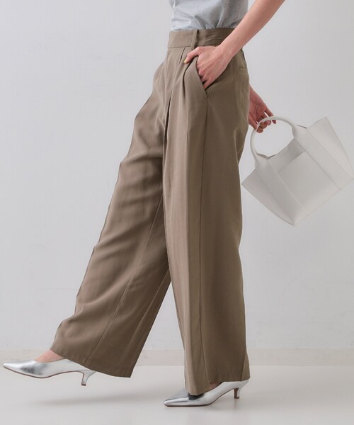 OPAQUE.CLIP（オペークドットクリップ）の「タックワイドパンツ/セットアップ対応【洗濯機洗い可】（その他パンツ・レディース・ブラウン系その他/ネイビー/ライトベージュ・40/38/42/36）」の8枚目の写真