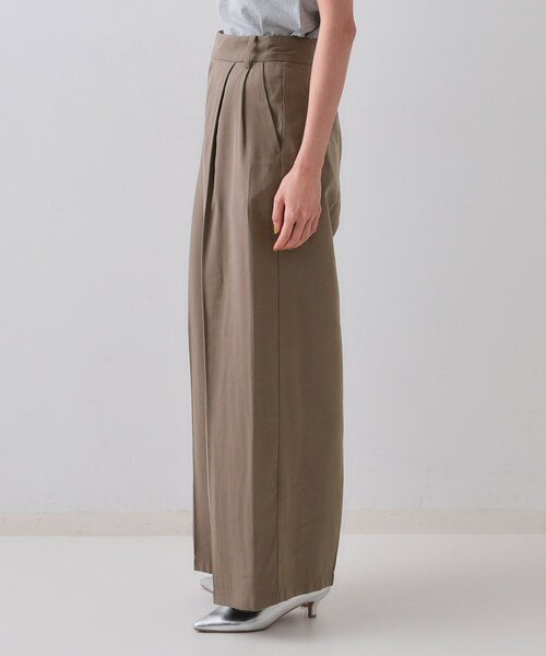 OPAQUE.CLIP（オペークドットクリップ）の「タックワイドパンツ/セットアップ対応【洗濯機洗い可】（その他パンツ・レディース・ブラウン系その他/ネイビー/ライトベージュ・40/38/42/36）」の17枚目の写真