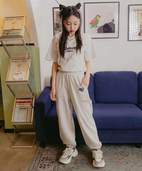 ANAP GｉRL（アナップガール）の「ダメージ加工 星ワッペン クロップド トップス（Tシャツ/カットソー・キッズ・カーキ/ブラック/ライトグレー・XS/S/M）」の11枚目の写真