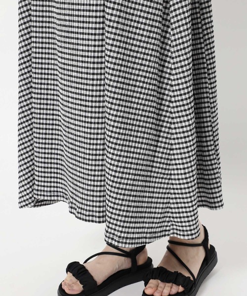 mysty woman（ミスティウーマン）の「テクスチャーキャミワンピース 497429（ワンピース・レディース・アイボリー/ブラック/その他・FREE）」の19枚目の写真