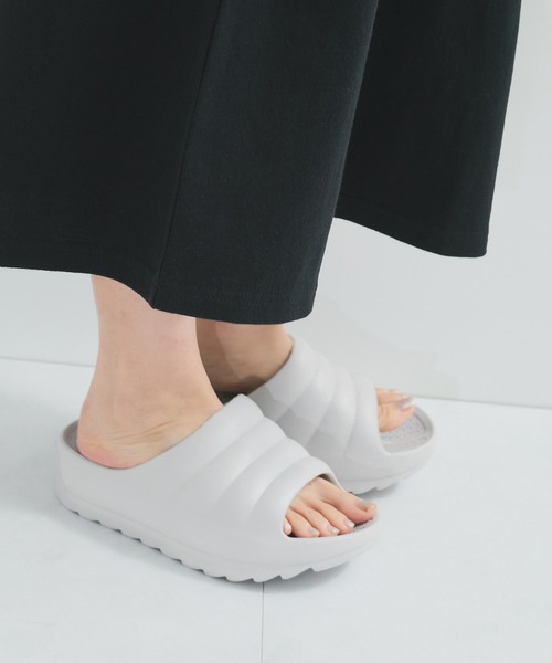 TELIC(テリック)の「【TELIC / テリック】W-CLOUD(サンダル・レディース・ライトグレー/ブラック・M/S)」の1枚目の写真