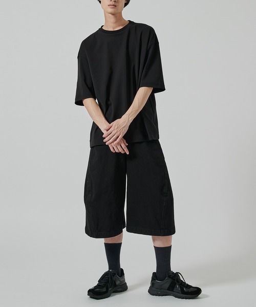 別注 3D TWISTED JORTS（デニムパンツ）｜NVRFRGT（ネヴァー