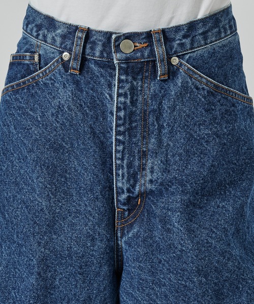 NVRFRGT（ネヴァーフォーゲット）の「別注 3D TWISTED JORTS（デニムパンツ・メンズ・ブラック/インディゴブルー・1/2）」の22枚目の写真