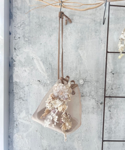 m.soeur（エムスール）の「メッシュ素材の巾着バッグ（ハンドバッグ・レディース・グレー/ピンク・FREE）」の2枚目の写真