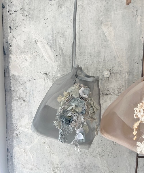 m.soeur（エムスール）の「メッシュ素材の巾着バッグ（ハンドバッグ・レディース・グレー/ピンク・FREE）」の11枚目の写真