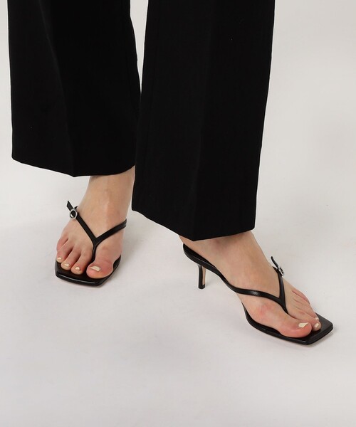 TOMORROWLAND (トゥモローランド)の「Aeyde LEIGH トングサンダル(サンダル・レディース・ブラック・36/37/38)」の9枚目の写真