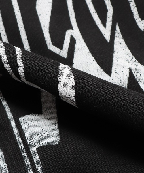 PLEASURES/プレジャーズ TWITCH HEAVY SHIRT Tシャツ