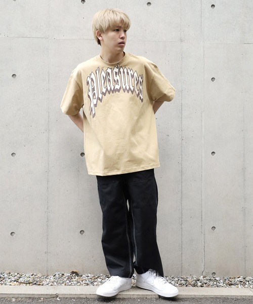 PLEASURES/プレジャーズ TWITCH HEAVY SHIRT Tシャツ