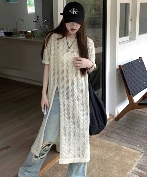 Per sist ence(パーシエンス)の「透かし編みケーブルニットスリットワンピース(ワンピース・レディース・アイボリー/ブラック・ONE SIZE)」の7枚目の写真