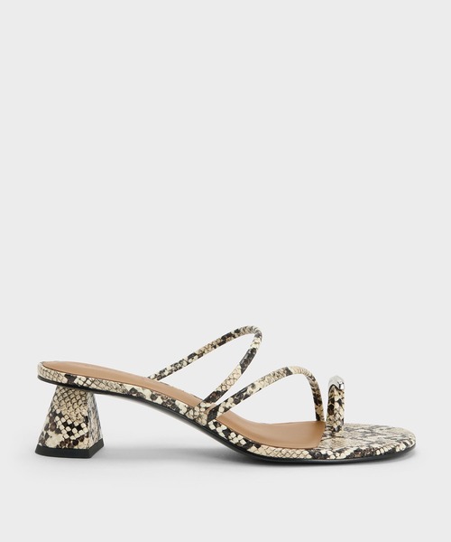 CHARLES & KEITH(チャールズ & キース)の「Raina レイナ メタリックアクセント ストラッピートゥリングヒールサンダル(サンダル・レディース・オフホワイト/ブラック/その他3/グレイッシュベージュ・22.5cm/23cm/23.5cm/24.5cm/25cm/25.5cm/26.5cm/22cm)」の4枚目の写真