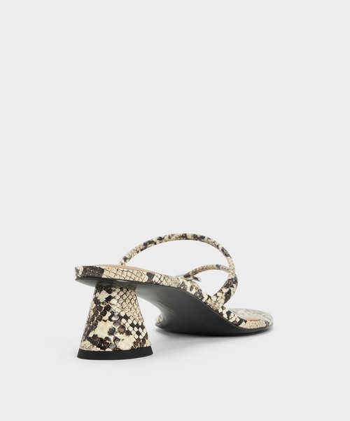 CHARLES & KEITH(チャールズ & キース)の「Raina レイナ メタリックアクセント ストラッピートゥリングヒールサンダル(サンダル・レディース・オフホワイト/ブラック/その他3/グレイッシュベージュ・22.5cm/23cm/23.5cm/24.5cm/25cm/25.5cm/26.5cm/22cm)」の18枚目の写真