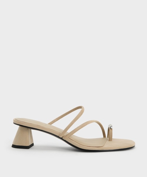 CHARLES & KEITH(チャールズ & キース)の「Raina レイナ メタリックアクセント ストラッピートゥリングヒールサンダル(サンダル・レディース・オフホワイト/ブラック/その他3/グレイッシュベージュ・22.5cm/23cm/23.5cm/24.5cm/25cm/25.5cm/26.5cm/22cm)」の22枚目の写真