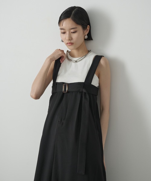 AIC.（エーアイシー）の「ベルトデザインロングジャンスカ（ジャンパースカート・レディース・ブラック/グレイッシュベージュ・FREE）」の15枚目の写真