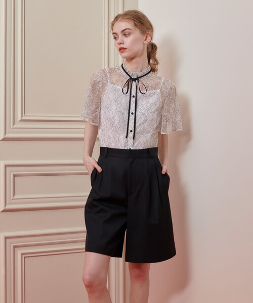 LOULOU WILLOUGHBY(ルルウィルビー)の「【LOULOU WILLOUGHBY】レースリボンフレアスリーブブラウス(シャツ/ブラウス・レディース・オフホワイト/サックスブルー/ブラック・2)」の7枚目の写真