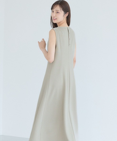 Andemiu（アンデミュウ）の「カットノースリーブワンピース572030（ワンピース・レディース・グレー/モカ/ブラック・FREE）」の3枚目の写真