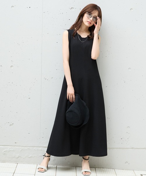 Andemiu（アンデミュウ）の「カットノースリーブワンピース572030（ワンピース・レディース・グレー/モカ/ブラック・FREE）」の2枚目の写真