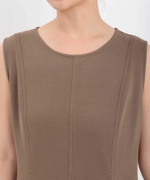 Andemiu（アンデミュウ）の「カットノースリーブワンピース572030（ワンピース・レディース・グレー/モカ/ブラック・FREE）」の16枚目の写真