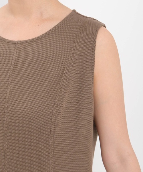 Andemiu（アンデミュウ）の「カットノースリーブワンピース572030（ワンピース・レディース・グレー/モカ/ブラック・FREE）」の17枚目の写真