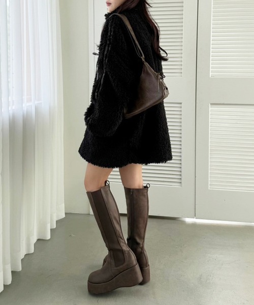 one after another NICE CLAUP（ワンアフターアナザーナイスクラップ）の「サイドラインリボンボアブルゾン（ブルゾン・レディース・ブラック/ベージュ/グレー/オフホワイト・FREE）」の22枚目の写真