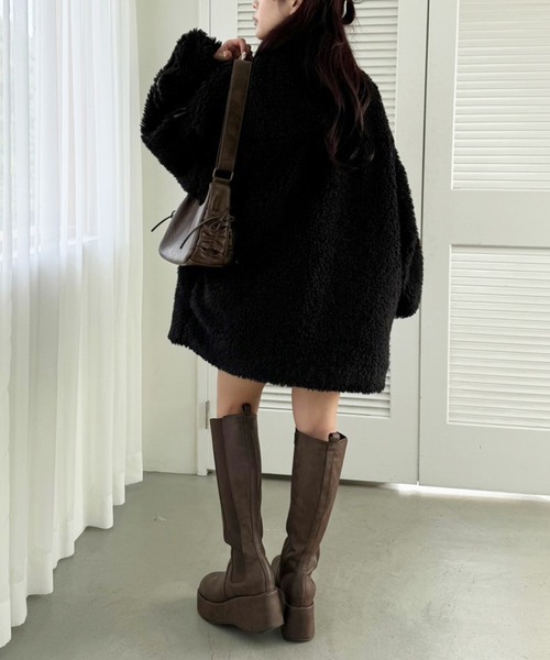 one after another NICE CLAUP（ワンアフターアナザーナイスクラップ）の「サイドラインリボンボアブルゾン（ブルゾン・レディース・ブラック/ベージュ/グレー/オフホワイト・FREE）」の21枚目の写真