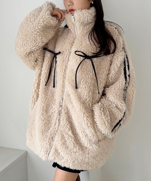 one after another NICE CLAUP（ワンアフターアナザーナイスクラップ）の「サイドラインリボンボアブルゾン（ブルゾン・レディース・ブラック/ベージュ/グレー/オフホワイト・FREE）」の13枚目の写真