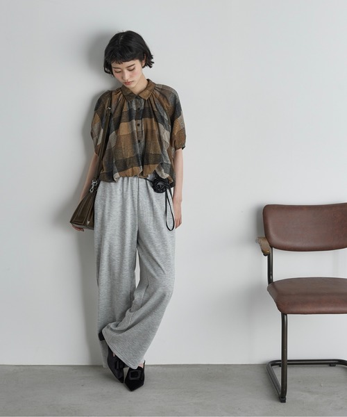 THE YOn(ザヨン)の「バルーンヘムドルマンスリーブクロップドシャツ(シャツ/ブラウス・レディース・ブラック/アイボリー/チェック・FREE)」の10枚目の写真