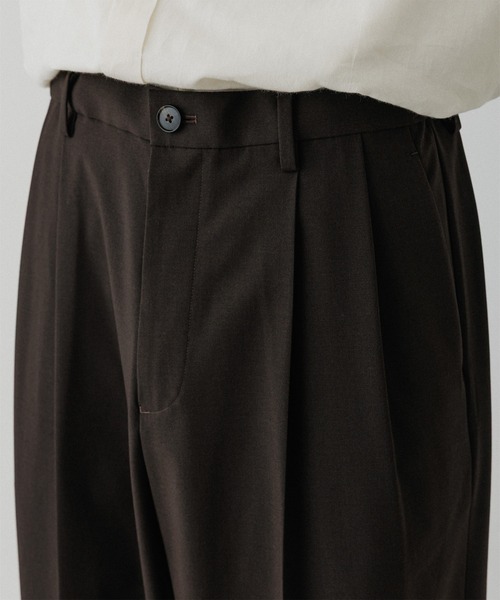 ADAM ET ROPE'（アダムエロペ）の「ワイドテーパード ルームスラックス / セットアップ対応（スラックス・メンズ・ブラック/ダークブラウン/ブラウン系その他3・L/M/S）」の14枚目の写真