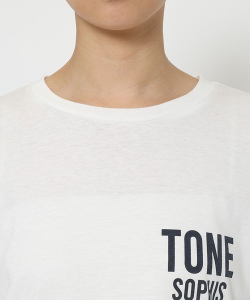 BARNYARDSTORM(バンヤードストーム)の「BARNYARDSTORM / TONEロゴロンT / 吸水速乾・マシンウォッシャブル(Tシャツ/カットソー・レディース・ホワイト/ネイビー・FREE)」の15枚目の写真