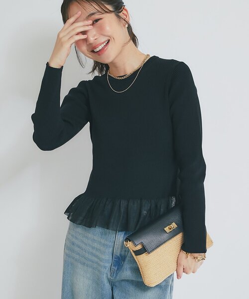 La boutique BonBon(ラブティックボンボン)の「【着回し力◎】シアーフリルニット(ニット/セーター・レディース・ブラック/ホワイト・FREE)」の2枚目の写真