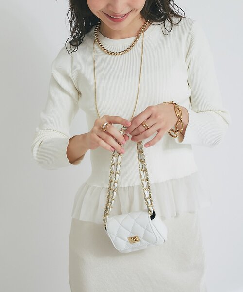 La boutique BonBon(ラブティックボンボン)の「【着回し力◎】シアーフリルニット(ニット/セーター・レディース・ブラック/ホワイト・FREE)」の3枚目の写真