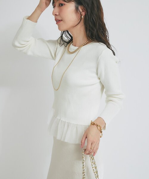 La boutique BonBon(ラブティックボンボン)の「【着回し力◎】シアーフリルニット(ニット/セーター・レディース・ブラック/ホワイト・FREE)」の5枚目の写真