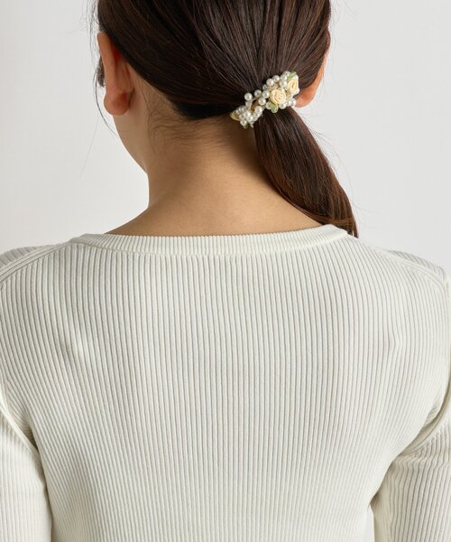 La boutique BonBon(ラブティックボンボン)の「【着回し力◎】シアーフリルニット(ニット/セーター・レディース・ブラック/ホワイト・FREE)」の17枚目の写真
