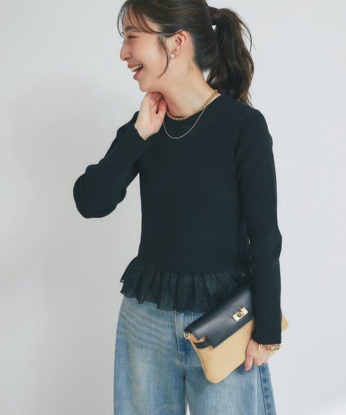 La boutique BonBon(ラブティックボンボン)の「【着回し力◎】シアーフリルニット(ニット/セーター・レディース・ブラック/ホワイト・FREE)」の21枚目の写真