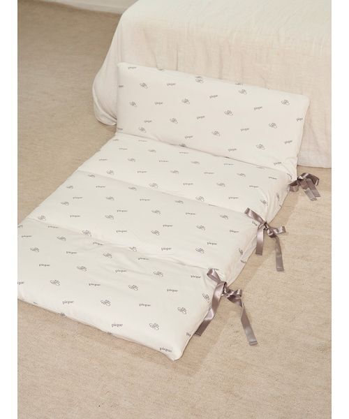 gelato pique Sleep（ジェラートピケスリープ）の「【ONLINE限定】【Sleep】モノグラム柄 ごろ寝クッション（クッション/クッションカバー・レディース・ピンク/アイボリー・F）」の3枚目の写真