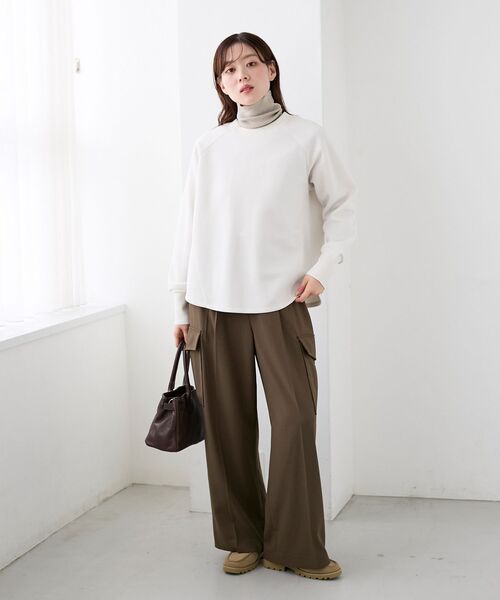 le.coeur blanc(ルクールブラン)の「バックジップボンディングトップス(Tシャツ/カットソー・レディース・モカ/ブラック/アイボリー・38)」の18枚目の写真