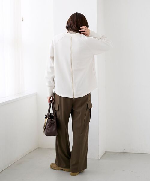 le.coeur blanc(ルクールブラン)の「バックジップボンディングトップス(Tシャツ/カットソー・レディース・モカ/ブラック/アイボリー・38)」の21枚目の写真